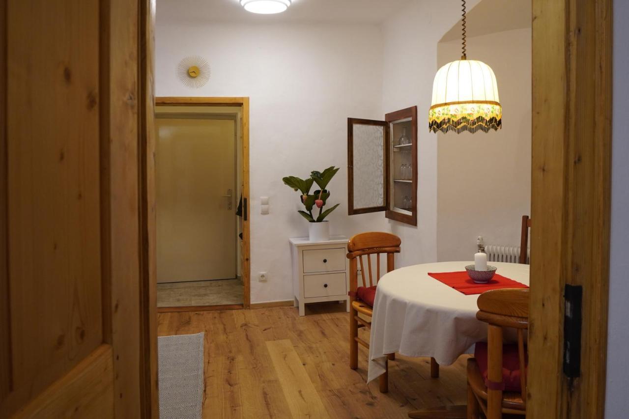 Altstadt Apartment Am Schergentor Hall in Tirol Exterior foto
